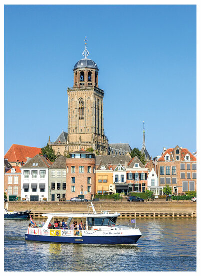Deventer Postkarte - Lebuïnus-Kirche mit der Fähre (C112)