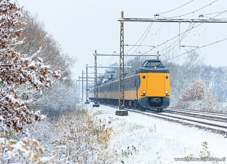 Postkarte Intercity Zug im winter (0821)