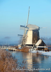 ansichtkaart winter Strijkmolen K, mill postcard in winter, Postkarte Mühle im Winter