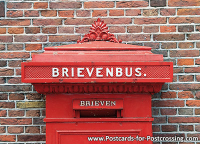Ansichtkaart rode brievenbus, red mailbox postcard, Rote Briefkasten postkarte 