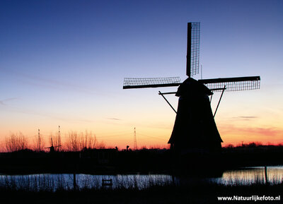 ansichtkaart molens van Kinderdijk
