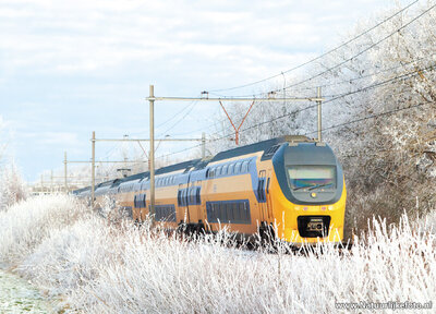 ansichtkaart NS trein in de winter